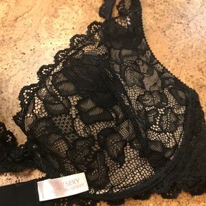 Victoria’s Secret very sexy 34C EUC